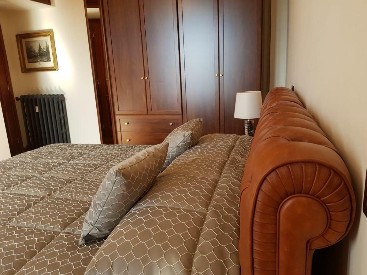 Hotel Regal House Roma Navigatori 23 Exterior foto